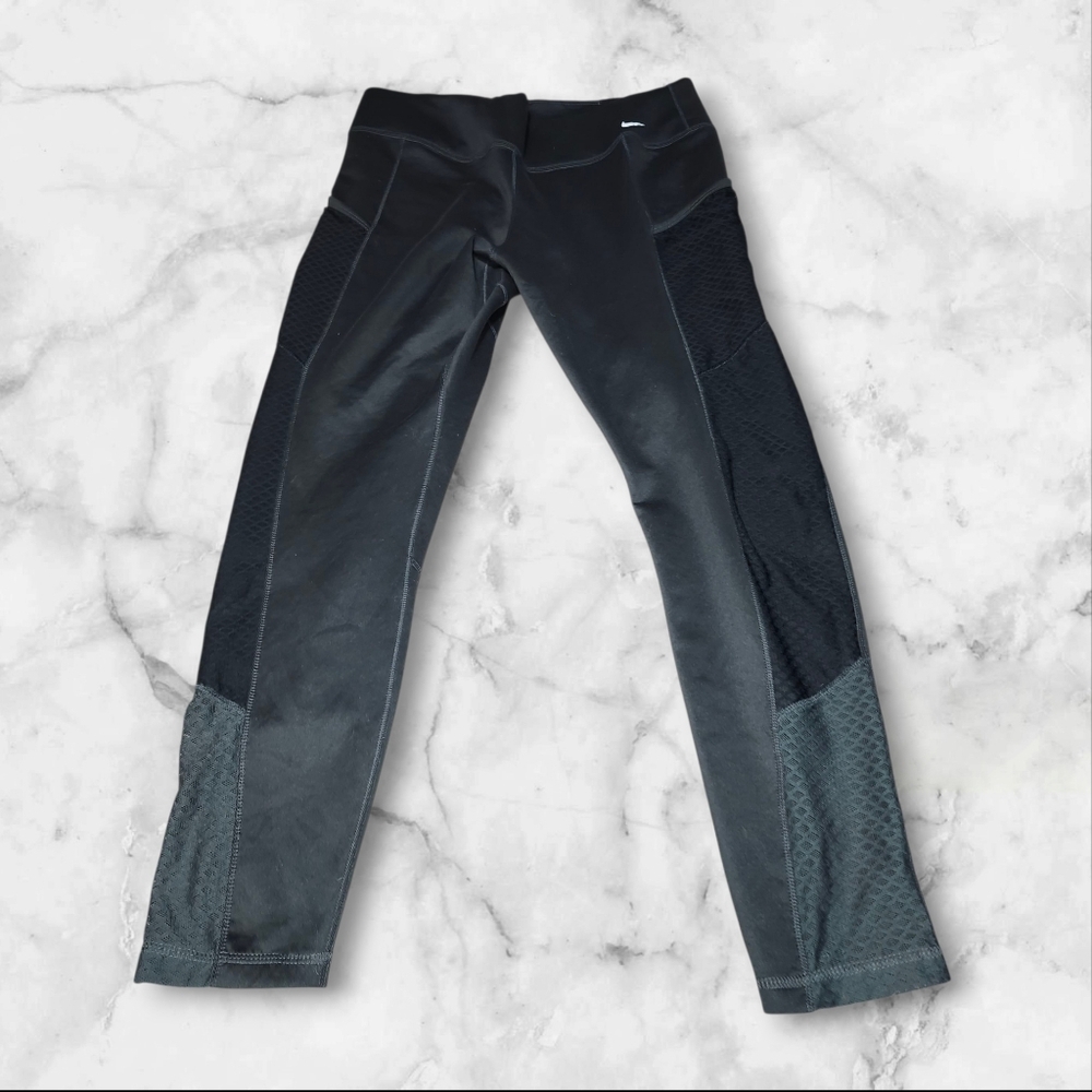 Womens Nike Leggings - Picture 2 of 6